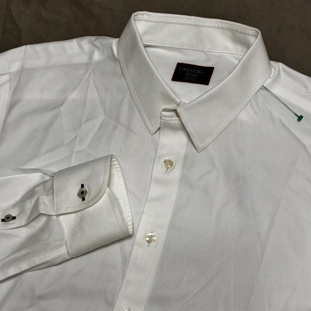 UNTUCKit Mens Medium White Wrinkle Free Cotton Long Sleeve Button Down Shirt